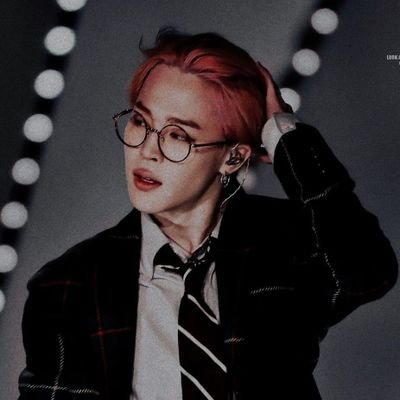New in Twitter would love to make mutuals please DM me 💗💕💗