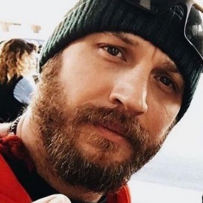 💗 All Hardy all the time 💗 Facebook deleted my #TotallyTomHardy page without any explanation so I'm starting over on Twitter.