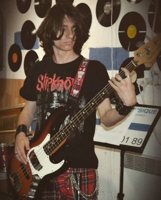 MathiasMels's profile picture. Calm on the outside, chaos in the mind.