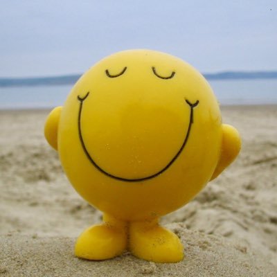 ShoreLee5's profile picture. Retired Network Admin/IT Director. Find me at the shore with a good book and some tunes.