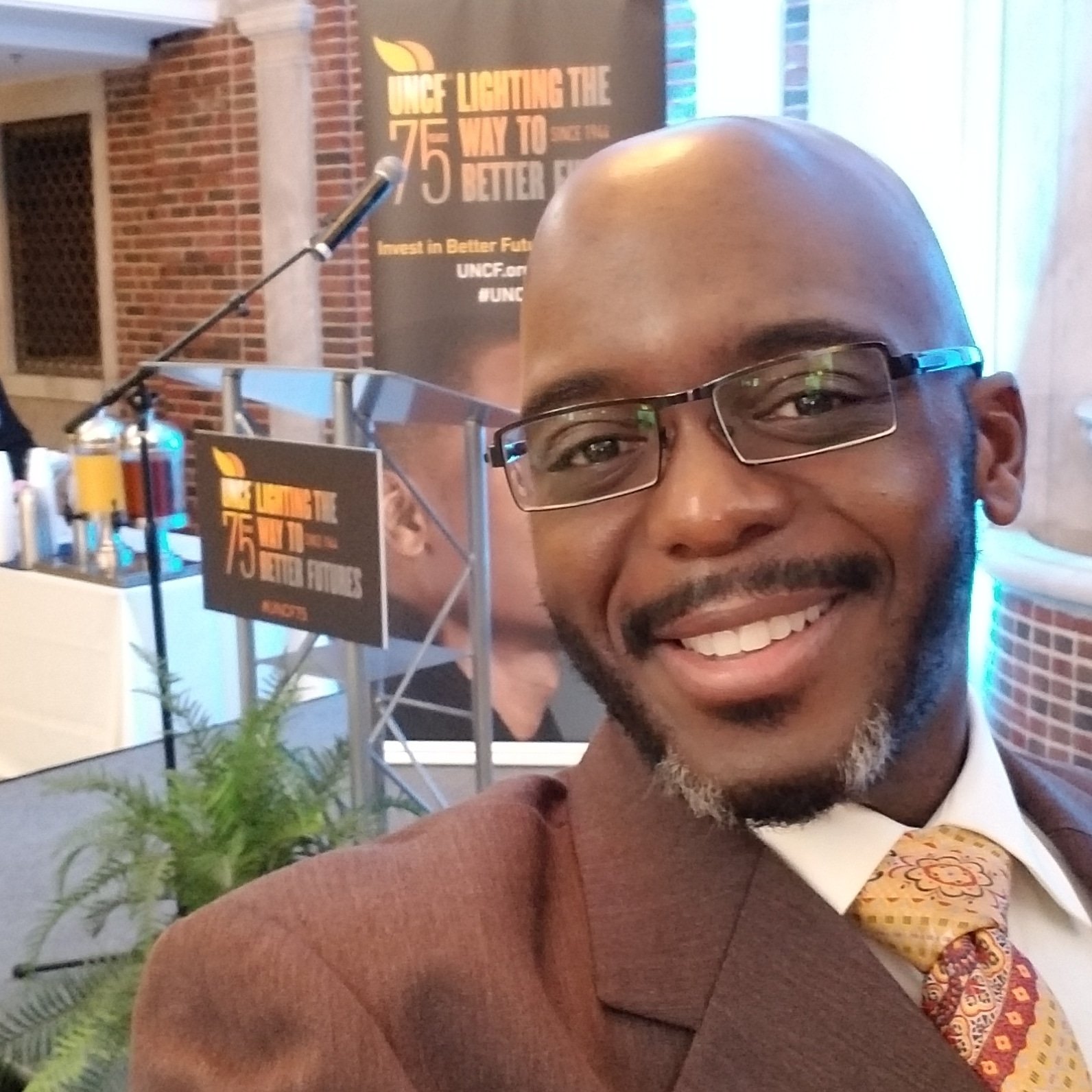 An Ice-Cold Brother and graduate of B-CU. Host of Another Look Television Show and educator for Cleveland Metropolitan School District. A friend to many.