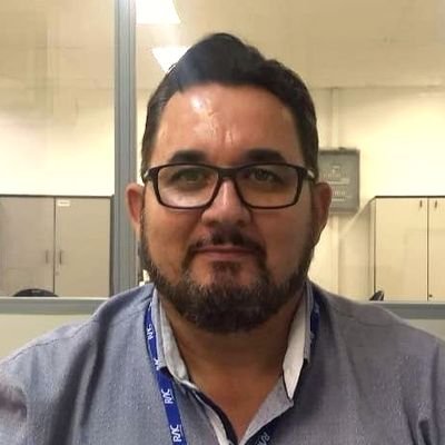 Formado pelo Centro Universitário SENAC em São Paulo-SP, no curso de em Design Digital. Analista de marketing no Grupo RAC -Jornal Correio Popular de Campinas.