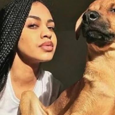 jazeybee's profile picture. be the person your dog thinks you are 👏🏼