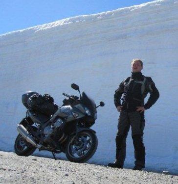 zwusel77's profile picture. 