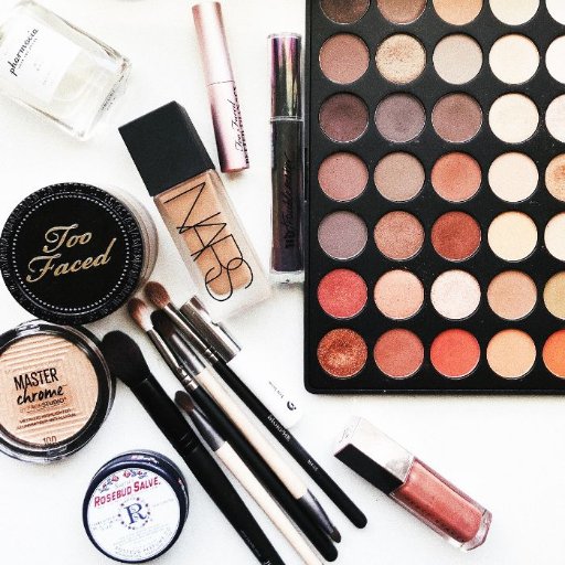 REVIVING THE ACCOUNT FOR NEW MAKEUP GIVEAWAYS!