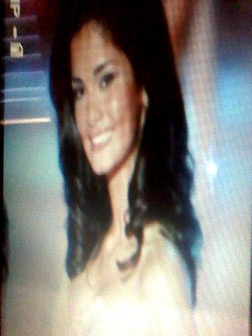 ShermineShariva's profile picture. I'm the real Shermine Sharivar :)ok some of you will not believe me, but if you look at it would be like if all you fake then you can write anything else here.