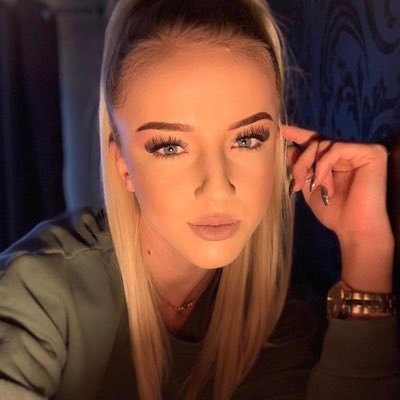 XxX