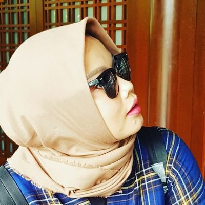 lorensavirgiana's profile picture. bismillah, semoga. high achiever.