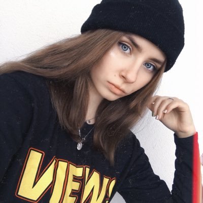 domivronka Profile Picture