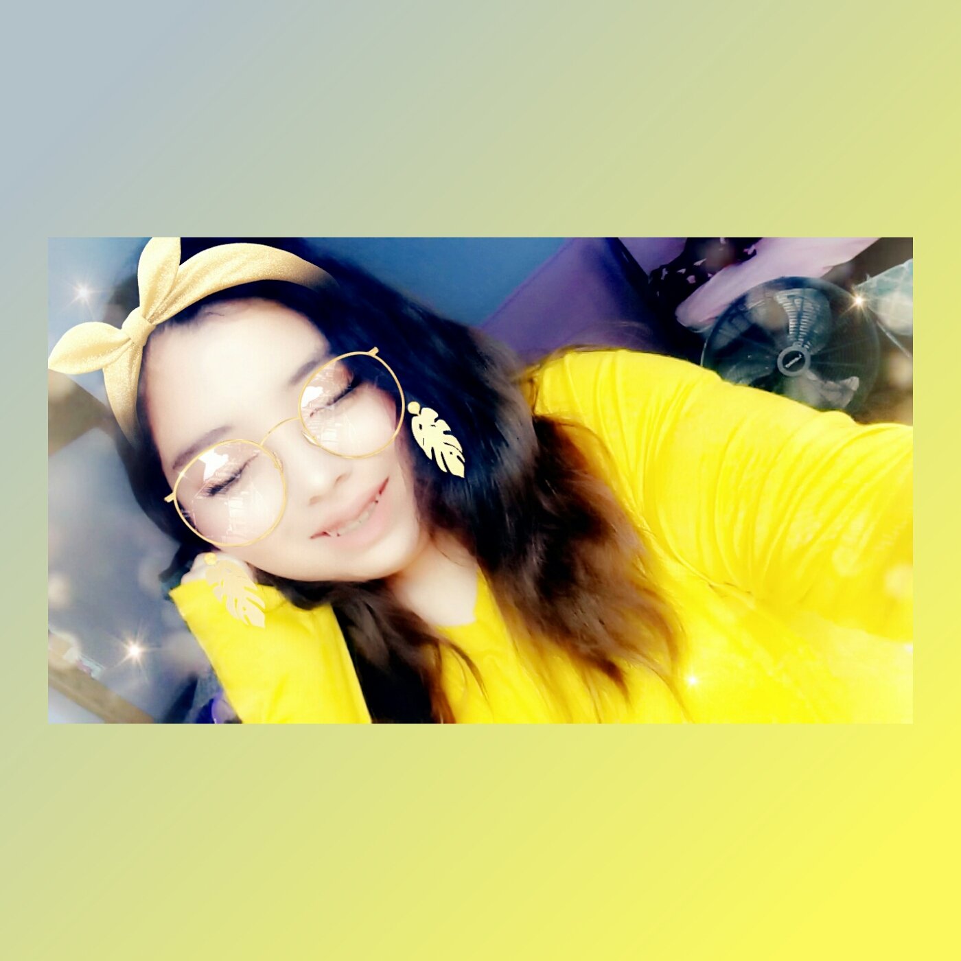 iridiandehuma's profile picture. ✨Hai my name iri, 
Photography 📷, Art💻, 
Writing novels 📱✨