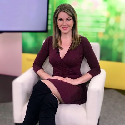 Programa conducido por @DraDianePerez, acompañada de periodistas especializados en salud para promover un estilo de vida saludable.Televisa Univisión @nmas @vix