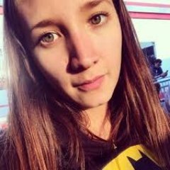 BlancaNaas's profile picture. Periodismo 📚 Futura reportera e investigadora.
Music inspires souls 🎹🎼