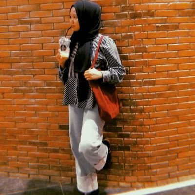 laloasalasse's profile picture. Telkom university Bandung Iaw student || #halamadrid https://t.co/eYhXyQS8Hr