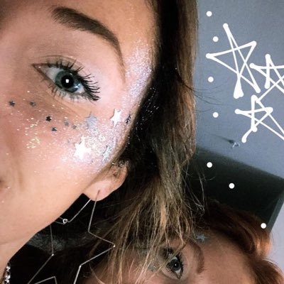 sarahteese's profile picture. cooling