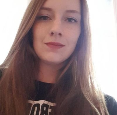 Mandy_1612's profile picture. 