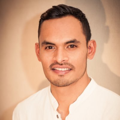 Je pratique le massage thaï traditionnel, le massage à l'huile pour la relaxation totale et le massage des pieds pour favoriser la circulation du sang.