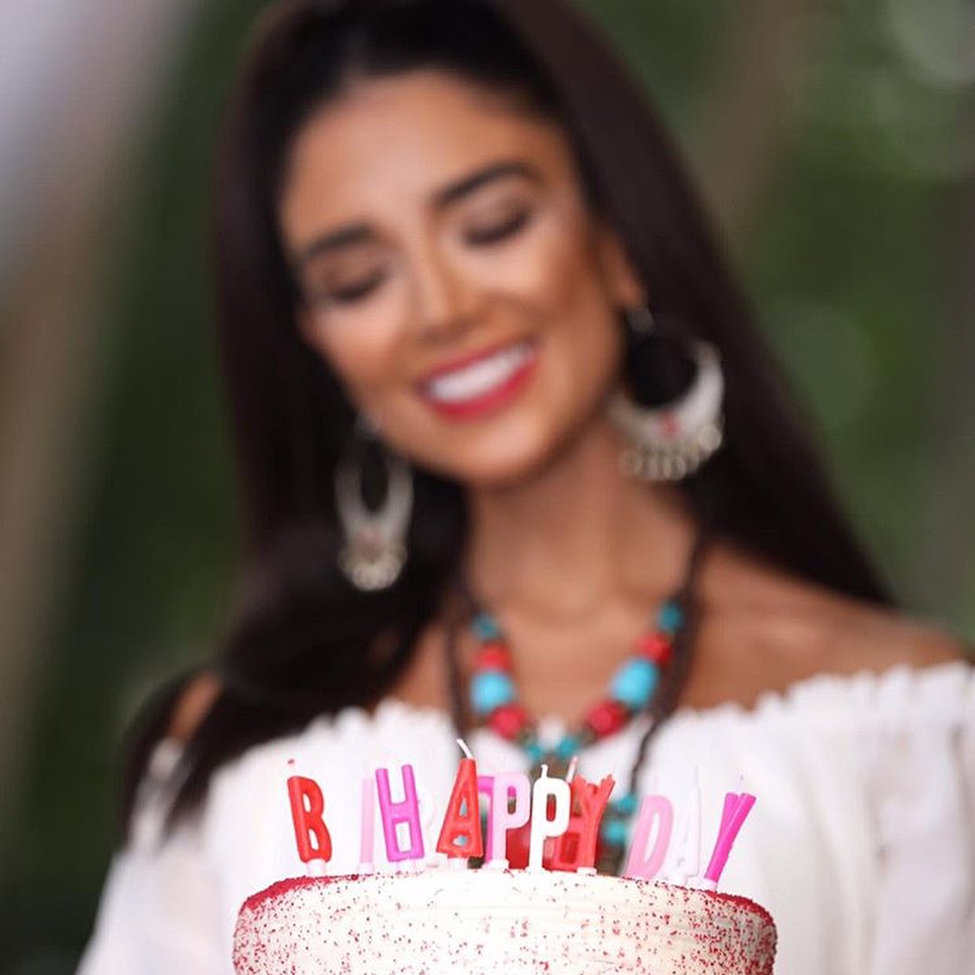 karbasi_sara's profile picture. ᶳᵃʳᵃˑᵏᵃʳᵇᵃᶳᶤ
🎨Graphic Design🎨
🎨@sara_kamali_art
بـا هـر چـه
بـه جـز تـوست
مَـرا سـاز مـده♥️