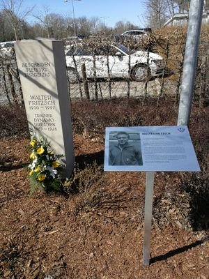 dannypearlbarl1's profile picture. 