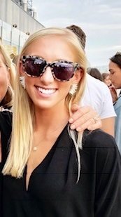 Tech Public Relations 👩🏼💻 Big fan of dogs, water, wine, and Bravo