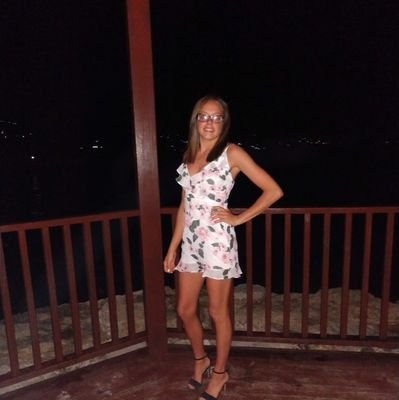 KaylaMi8373's profile picture. 