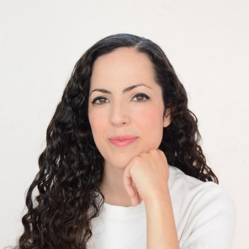 InmaculadaBote's profile picture. Arquitecta, investigadora, innovadora especializada en sostenibilidad. Mi lema: ¿Por qué no diseñar una vida mejor?