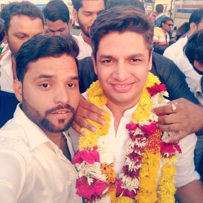 UdV7EH9cR4OyxBm's profile picture. President Aawze Haq Group