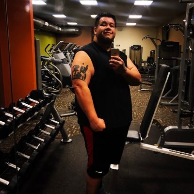 Im lost in a collection of my own thoughts. Im laid back, I love music. Im crazy. I am everything and nothing all at once I am jesse lopez, https://t.co/GTzWDwloho