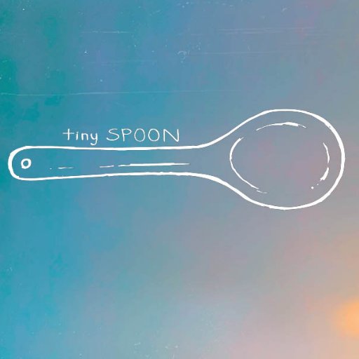 Tiny Spoon is a bite-size lit mag which features experimental art and writing. 
https://t.co/fkMnYWHLCP