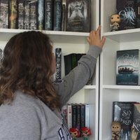 somethingbookish (@somethinbookish) 's Twitter Profile