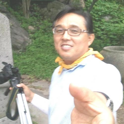 애오라지= 모자라지도 넘치지도 않으며 항상 감사하는 마음으로 살아갈려고합니다.
좋은 친구가 되고싶어요~~