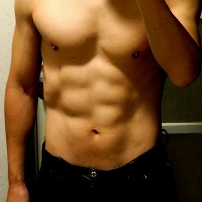 フォローしたらダイエットしたくなるから気をつけろ/体脂肪率12%目指し中/ダイエットに必要な、習慣化・食事・マインドを呟くよ/2019年はLINE@登録者全員痩せさせます→https://t.co/0fI5z7DI1T【30名限定
のキャンペーン実施中】←固定つい参照
#ダイエット垢と繋がりたい