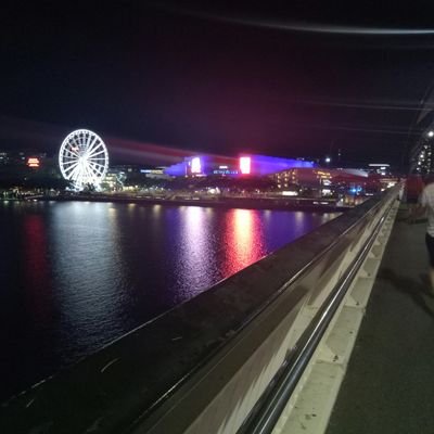 BlueTriplec's profile picture. Beardtan