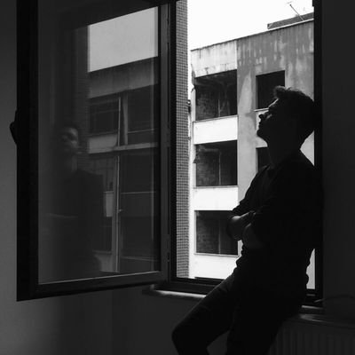 umitsen97's profile picture. Nerede zulüm,haksızlık varsa ben karşı taraftayım..Ne sağcı ne solcu sadece insan olduğum için.. Azıcık durup gitcez şu dünyadan az vicdanlı olun..