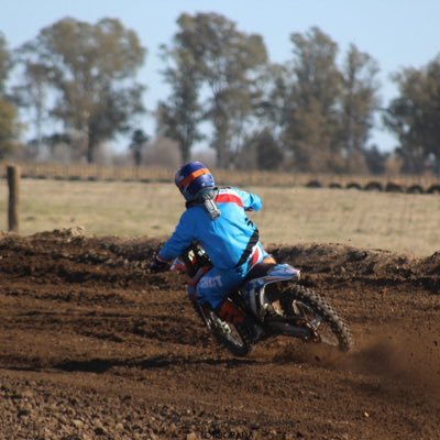 JuanHerzel15's profile picture. 