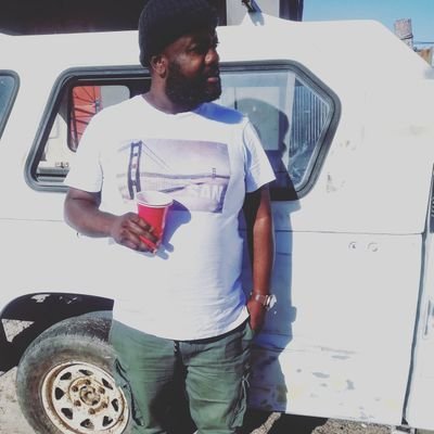 DJ,Promoter & CEO @ Insomnia Agencies(Pty)Ltd. FB:JONI RANTON
IG:joniranton
E:insomniaagencies@gmail.com Whatsapp:0822165880