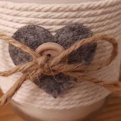 Nicolabake's profile picture. 