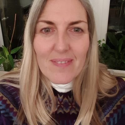 LisaxxRaven's profile picture. 