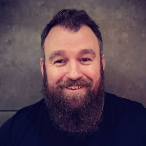 UX & Copywriter😊 Love the good things in life: Books📚 A glass of wine🍷 Bad dad jokes and afternoon naps😴 New on Twitter - Feel free to follow🙏