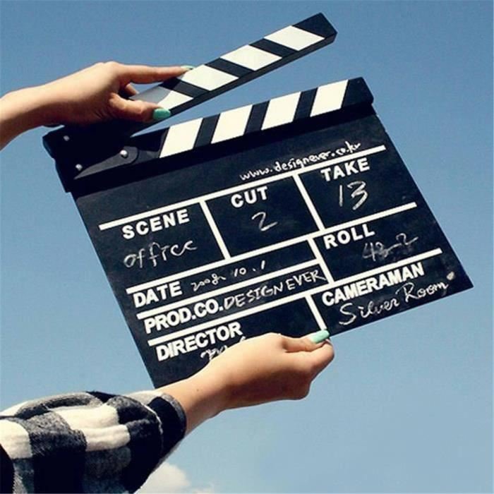 Broken Clapperboard est une société de production cinématographique soutenant les jeunes créateurs travaillant dans tous les domaines du secteur audiovisuel.