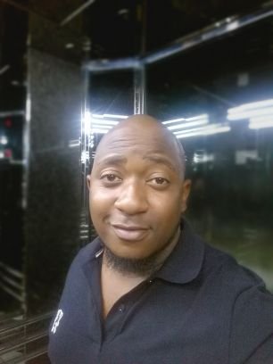 BMash26's profile picture. Well let's Tweet and Find Out......