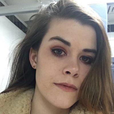 professional Moze look-alike