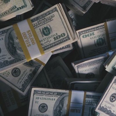 Money monster 🤑 Stockmarket analysts Young money maker 🤓 Opportunist 😈