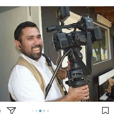 Reportero Gráfico, Fotógrafo, Camarógrafo, Locutor off y ñembo Periodista, trabajo en la Asociación Paraguaya de Fútbol