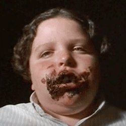 claudioveliz's profile picture. me siento superior, luego tuiteo.