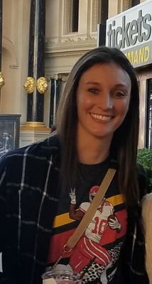 Mainzeee's profile picture. Dog mom