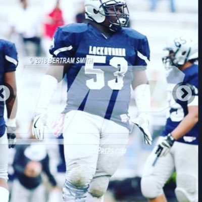 roquille_rice's profile picture. football my only way out🏈 #53 look at me💯 hudl name Roquille rice🏈🏈💯