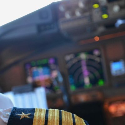 Captain Adam 👨🏼‍✈https://t.co/UvviWgOVgQ