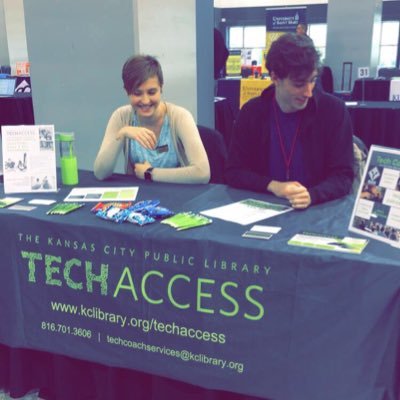 Follow us to see how Tech Coaches are bridging the digital divide in KC!  
📸: kcpltechaccess 
🖥: KC Library Tech Coaches 
📰: https://t.co/LAEIkDPul6