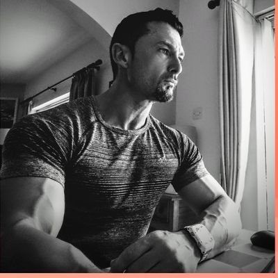 Online Diet and Nutrition, Sports Nutritionist, Sports Psychology & Fitness Specialist. Motivational Speaker, Corporate consultant.