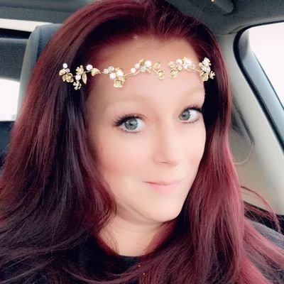 Angelbabi42's profile picture. 